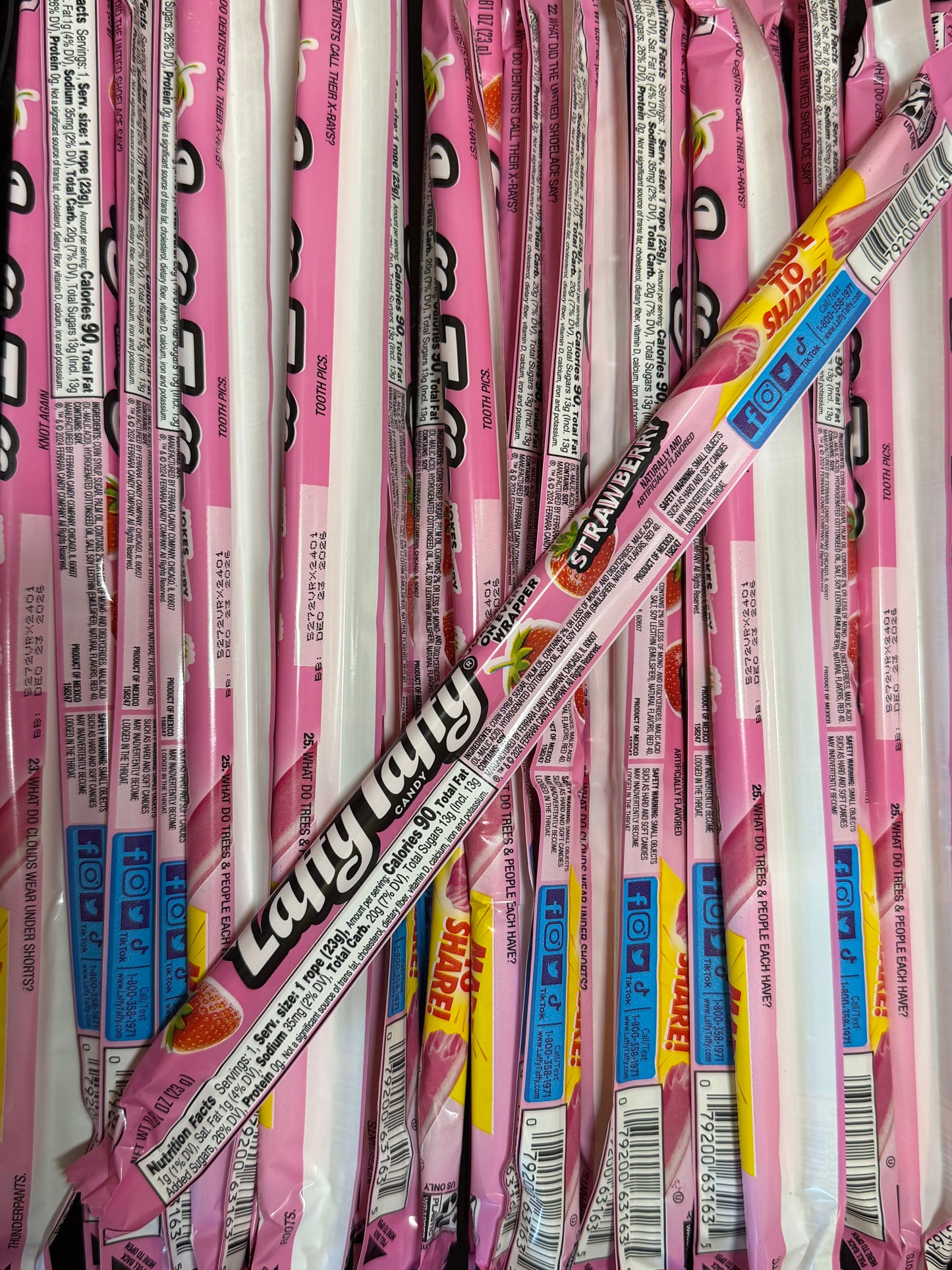 LAFFY TAFFY - Tige de Bonbon Fraise